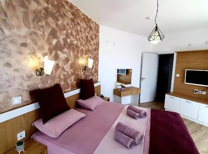 Old Sailor Apartment