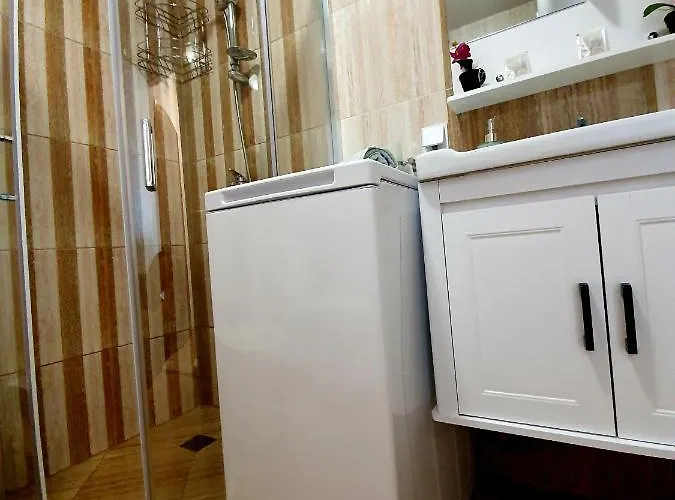 Old Sailor Apartment